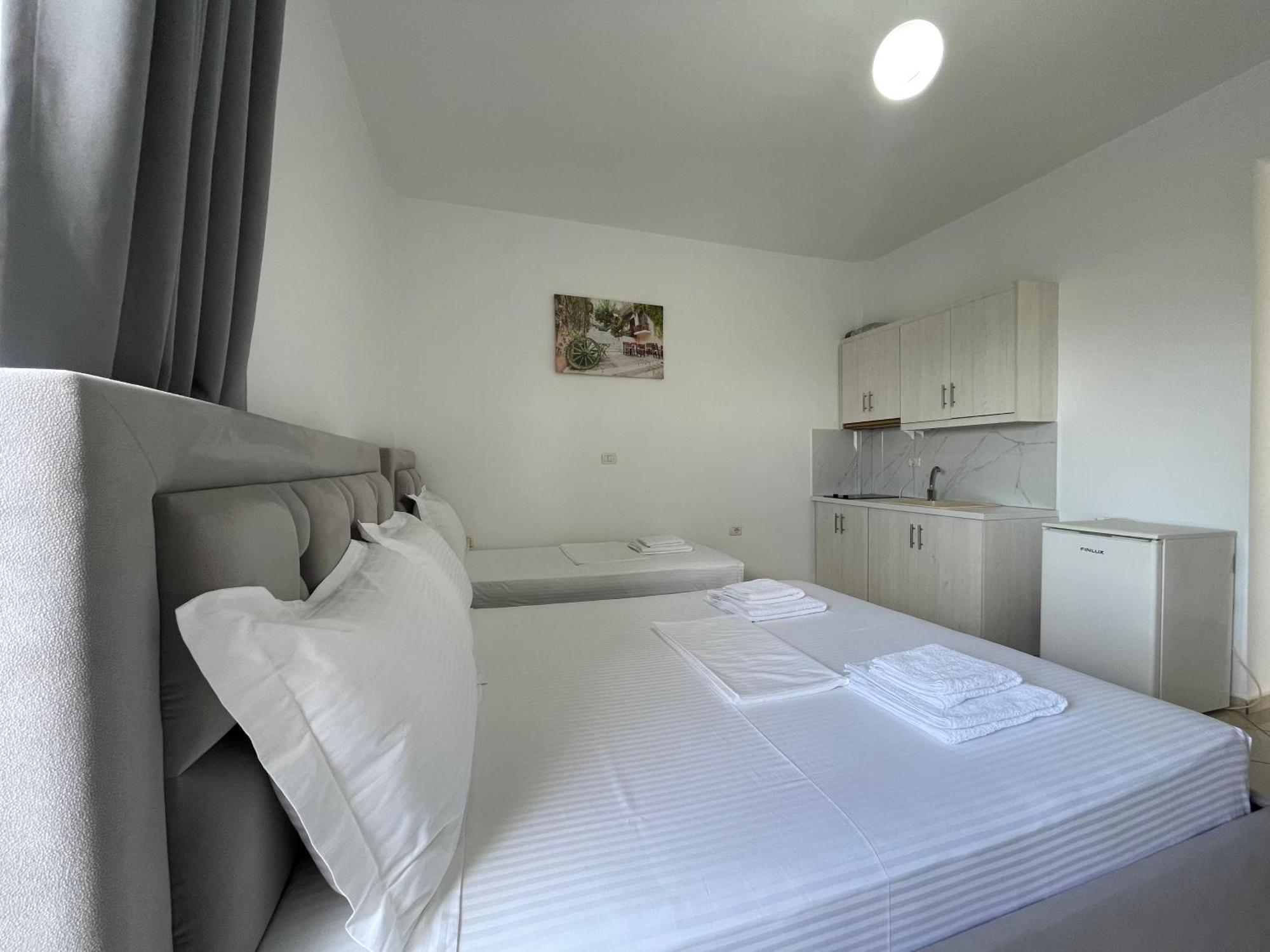 Joni Apartments Ksamil Eksteriør bilde