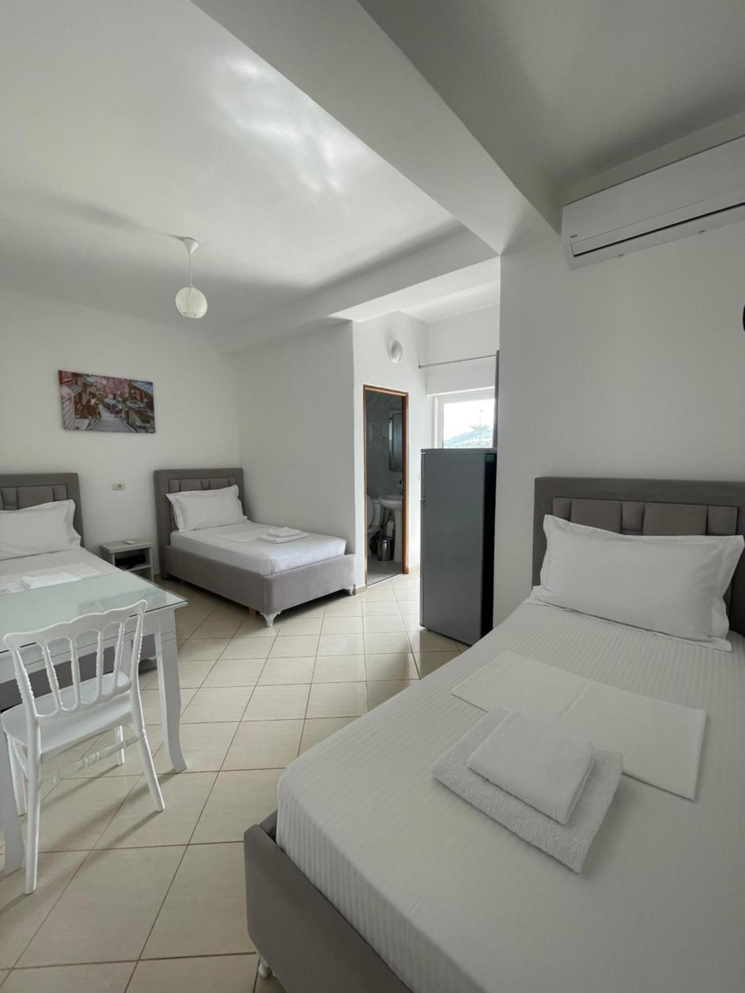 Joni Apartments Ksamil Eksteriør bilde