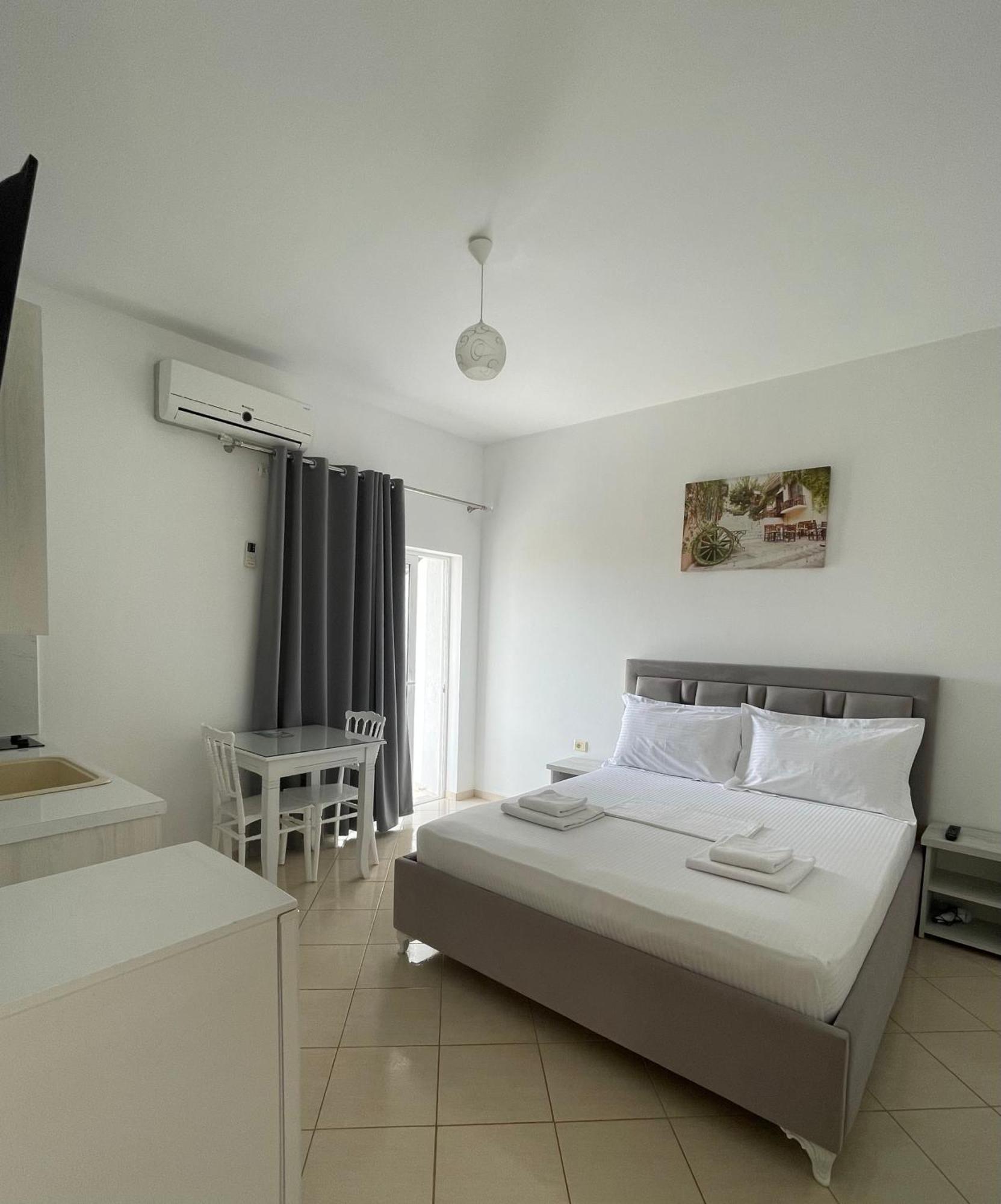 Joni Apartments Ksamil Eksteriør bilde